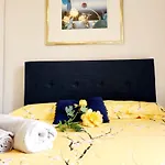 Delia Apartment