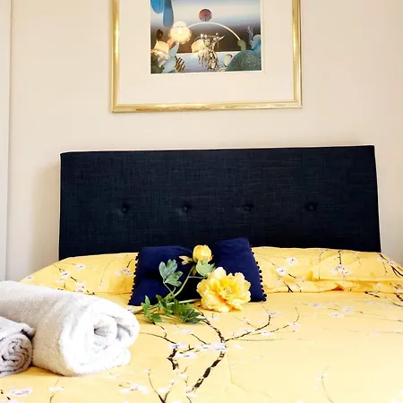 Delia Apartment