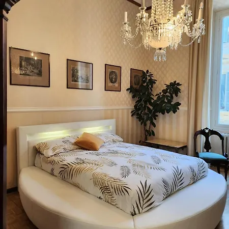 Delia Apartment *
