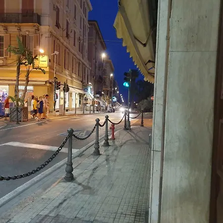 Διαμέρισμα Delia *